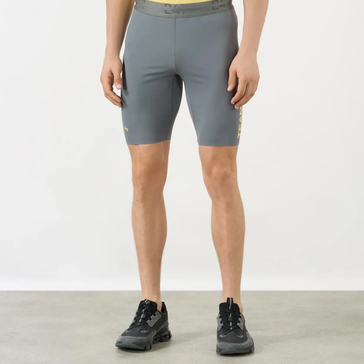 247 Half-Tight Shorts