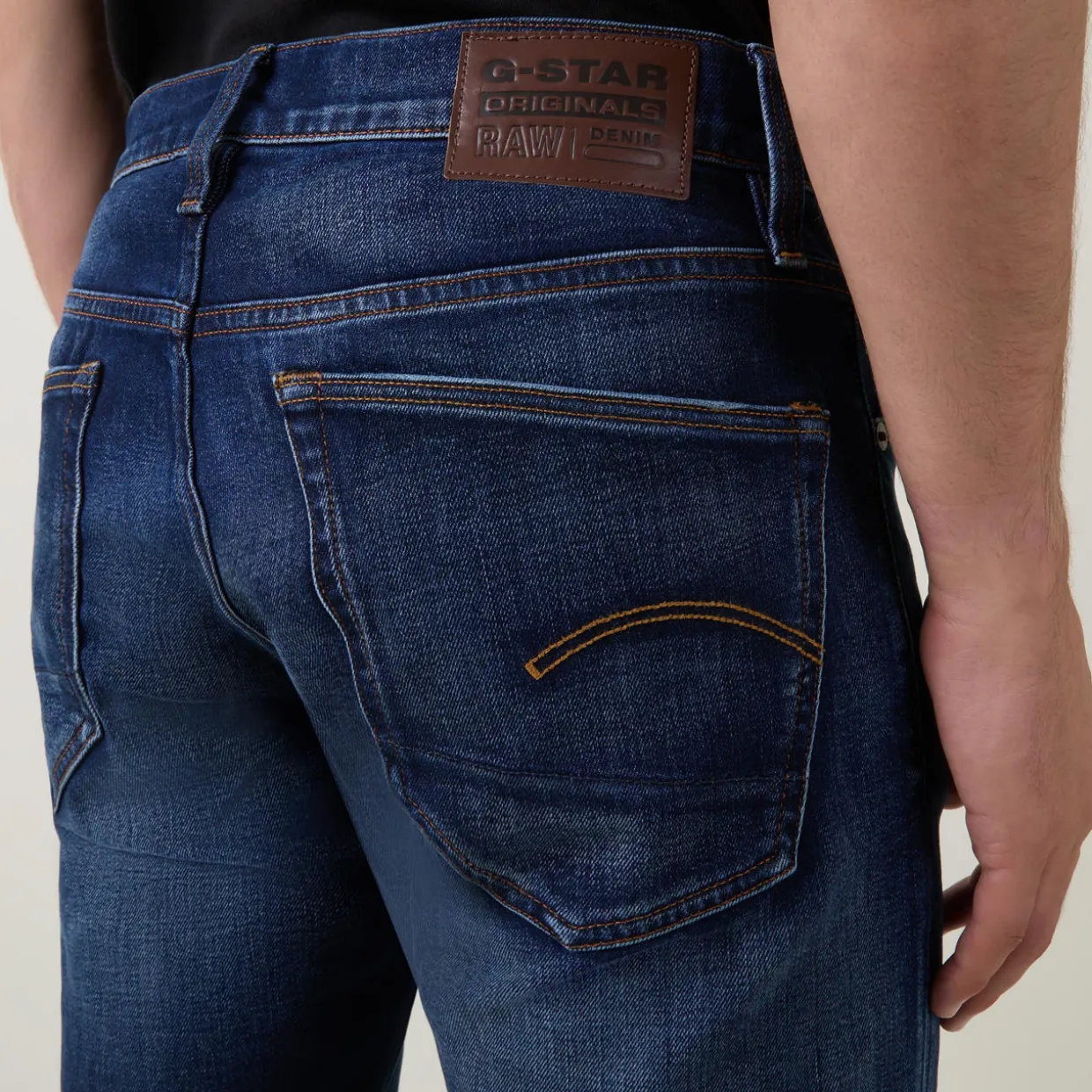 3301 Mid-Rise Slim-Leg Jeans