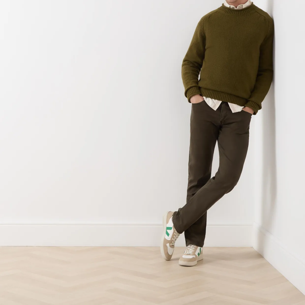 502™ Mid-Rise Tapered Jeans