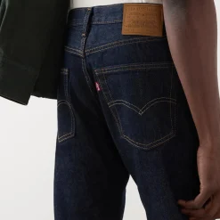 555™ Relaxed Straight Leg Jeans