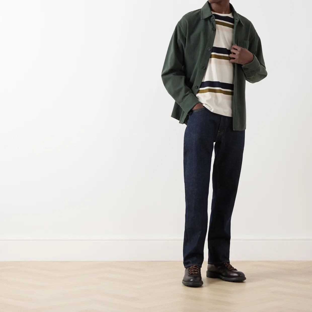 555™ Relaxed Straight Leg Jeans