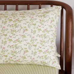 180 Thread Count Dainty Lily Pillowcase Set