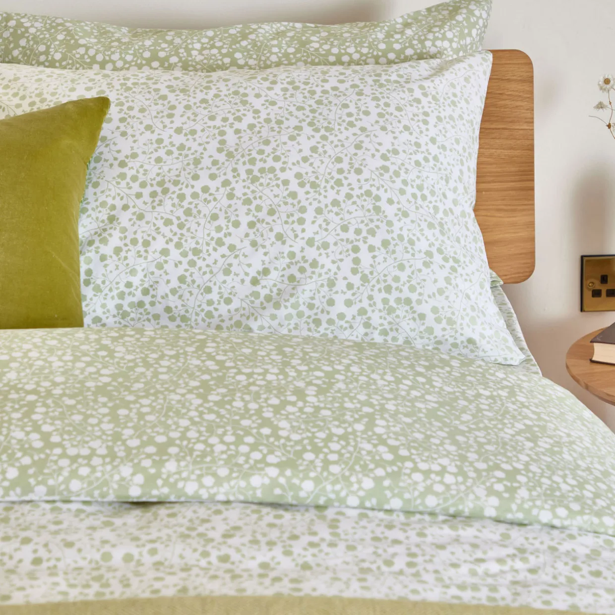 180 Thread Count Lucy Duvet Set