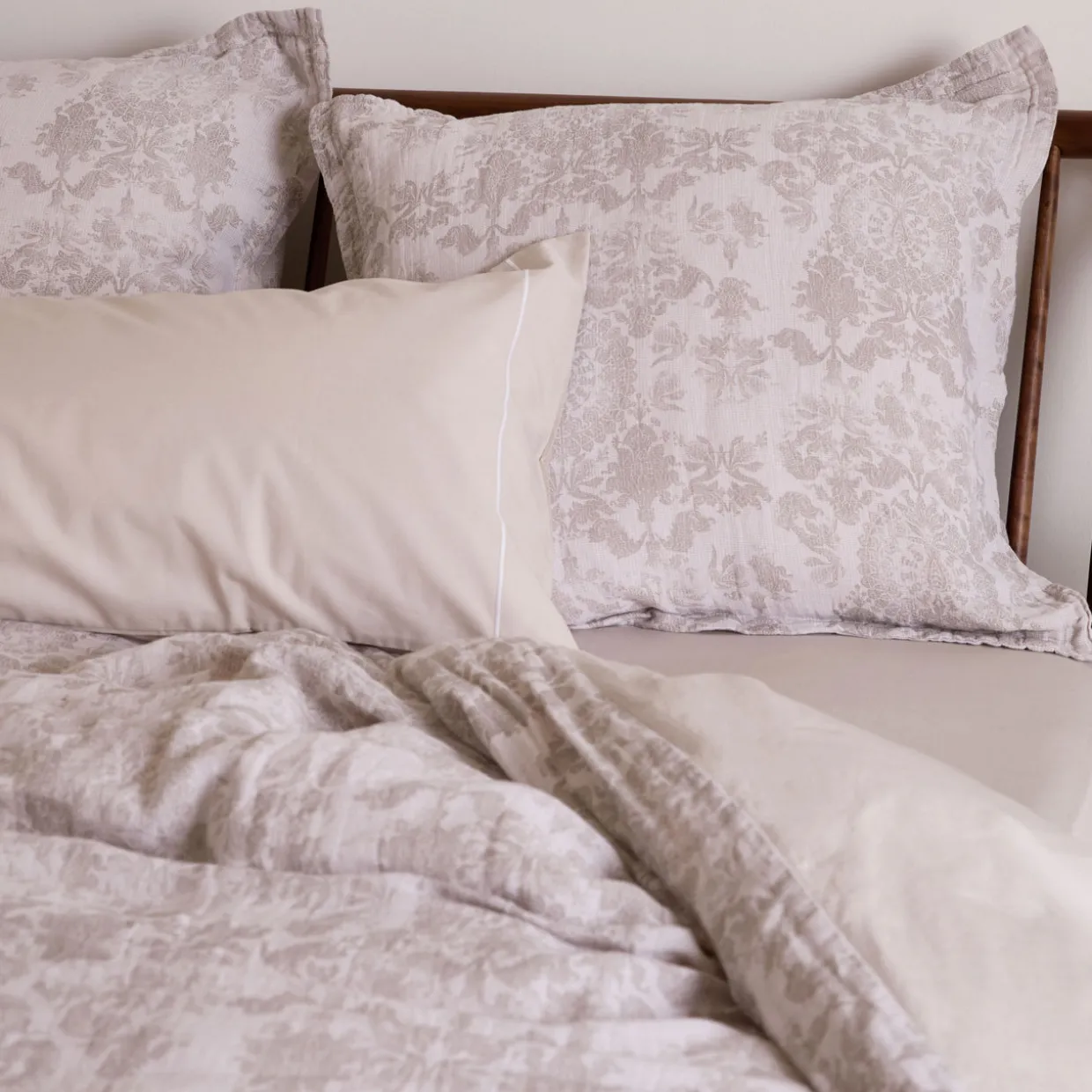300 Thread Count Rolenio Pillowcase Set