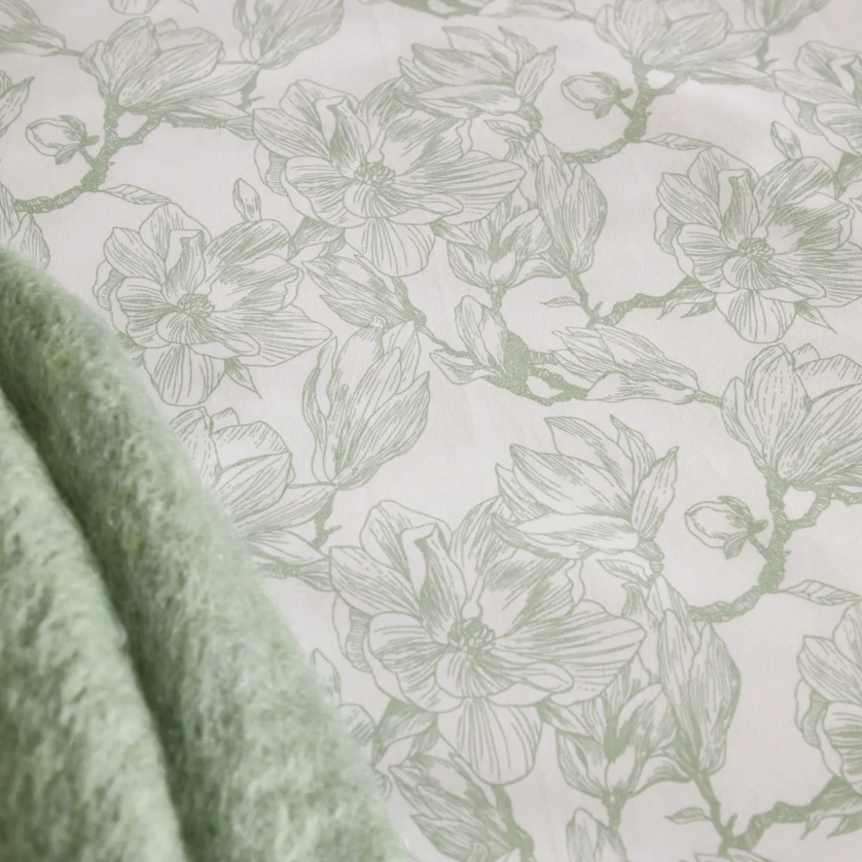 300 Thread Count Sage Magnolia Duvet Set