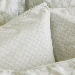 300 Thread Count Sage Trellis Pillowcase Set