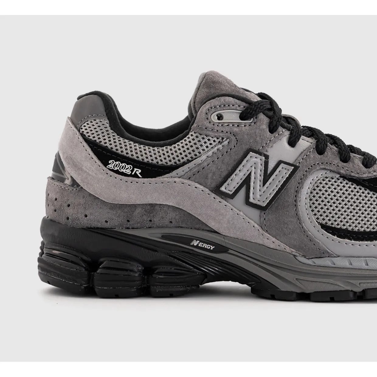 2002 Trainers