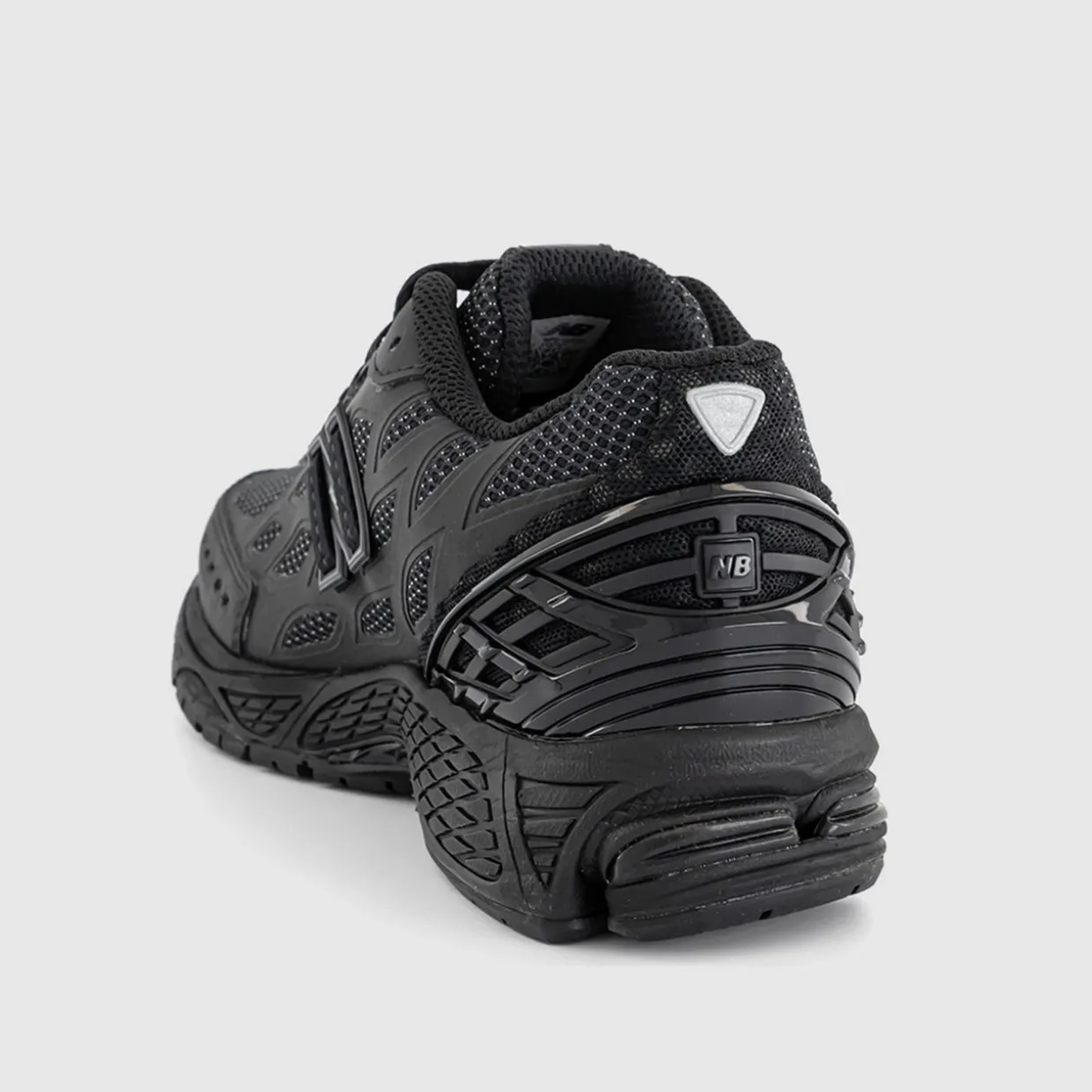 1906 Trainers