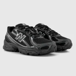 740 V2 Trainers