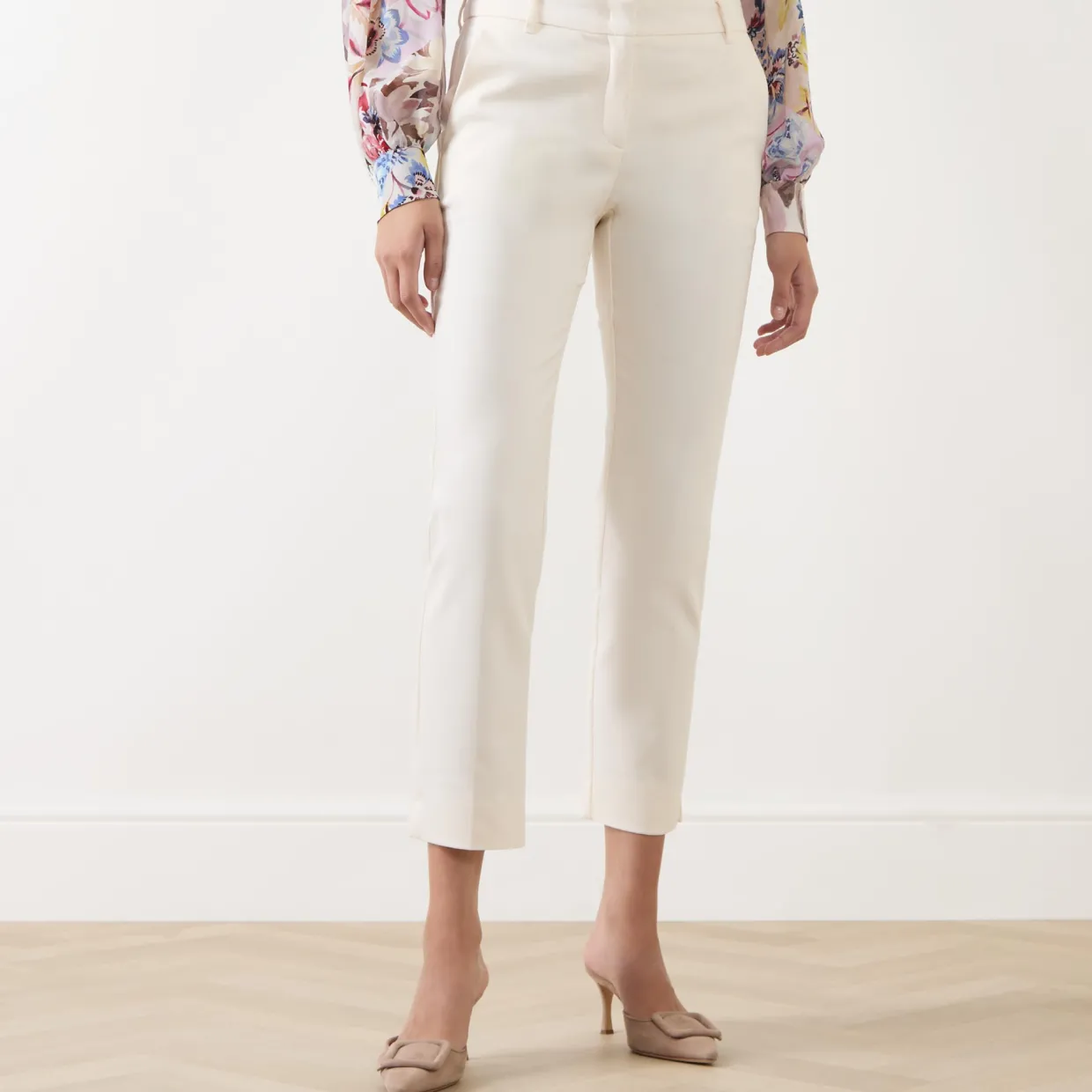 Abb Cropped Straight Leg Trousers