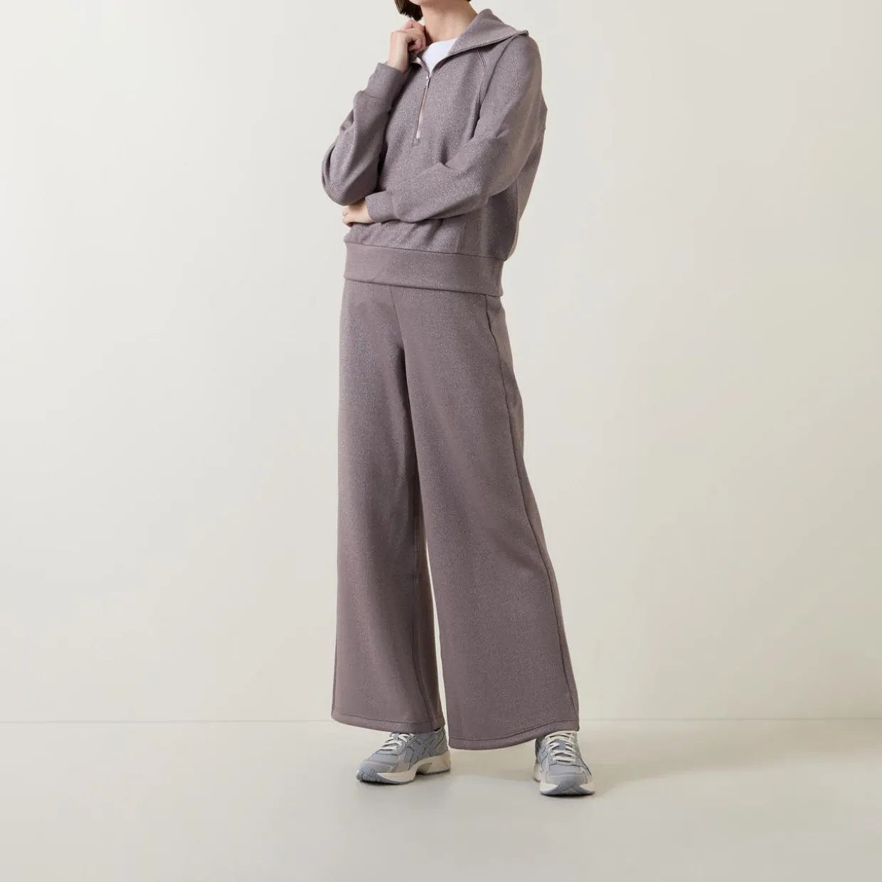 AirEssentials Wide Leg Shimmer Sweat Bottoms