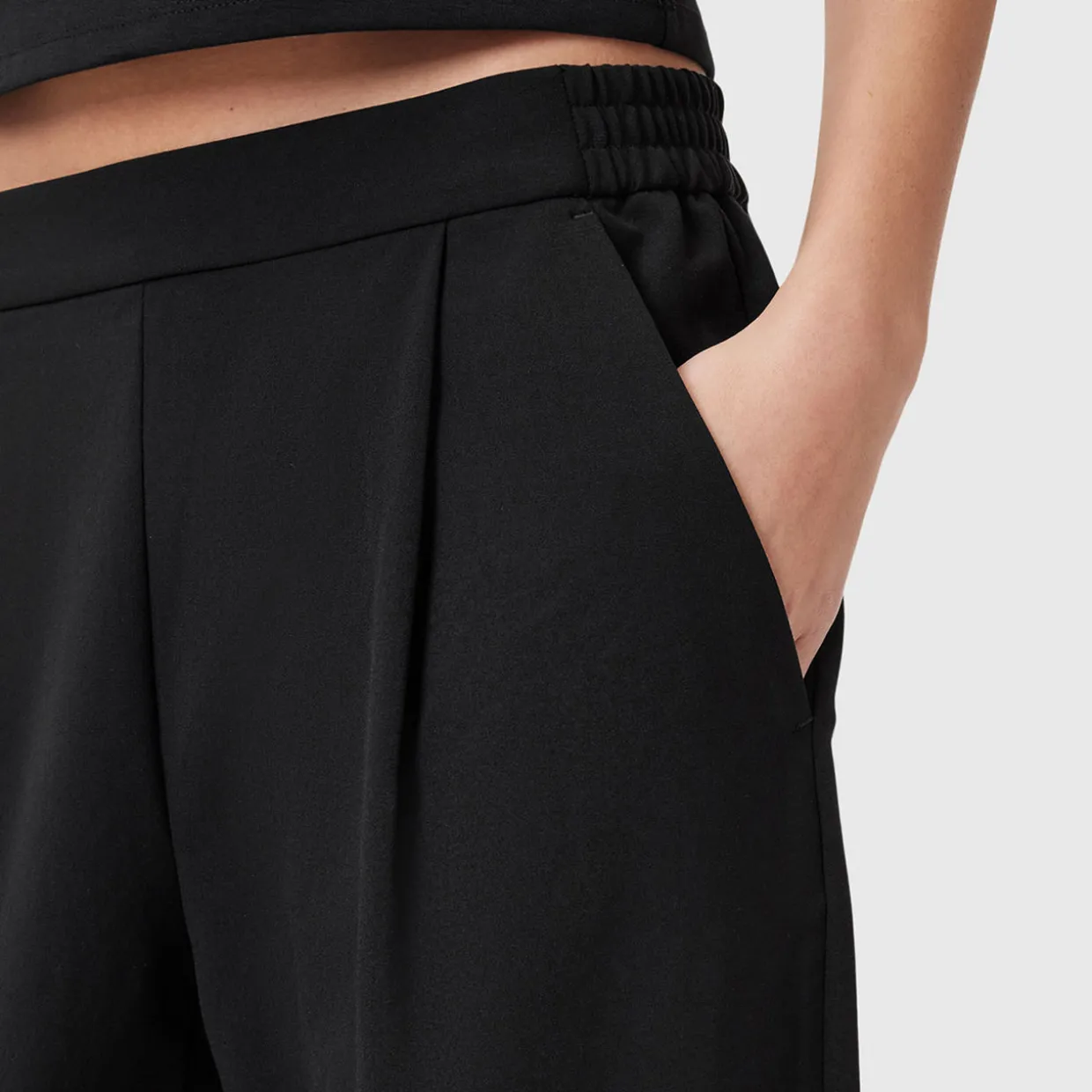 Aleida Mid-Rise Tapered Trousers