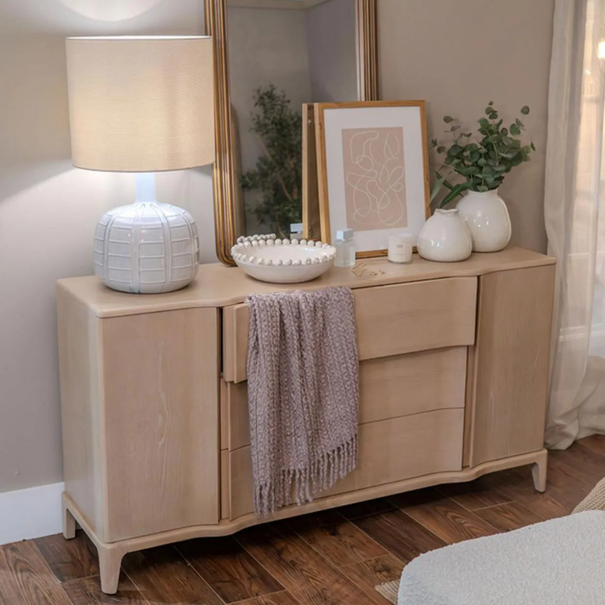 Ambar Ceramic Table Lamp