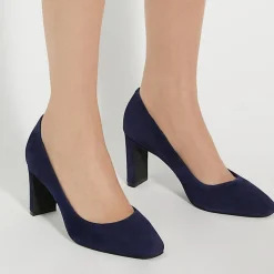 Arriving Block Heel Courts