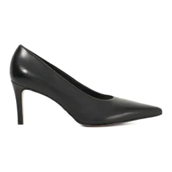 Aspiring Leather Court Shoes