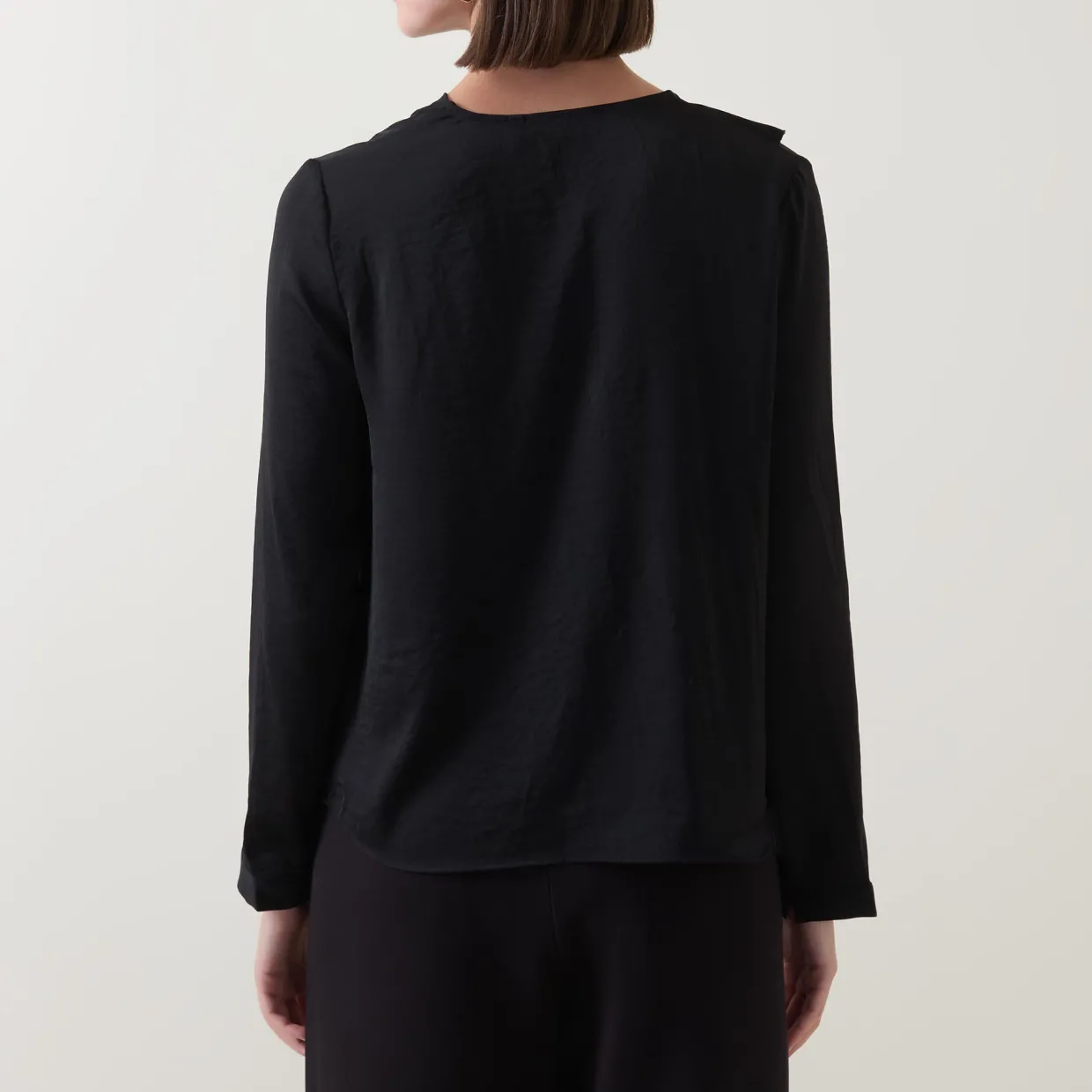 Audai Asymmetric Ruffle Blouse