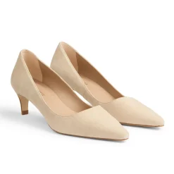 Ava Pointed Toe Courts