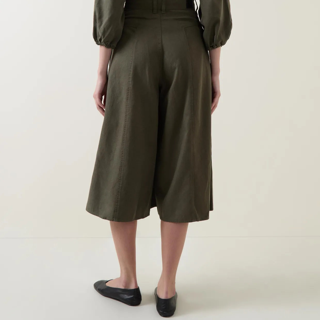 Ballari Cropped Wide Leg Trousers