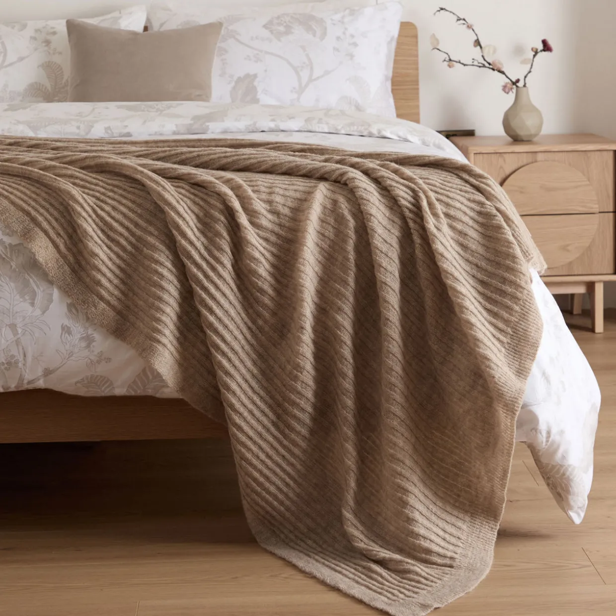 Beige Knitted Ribbed Bed Blanket