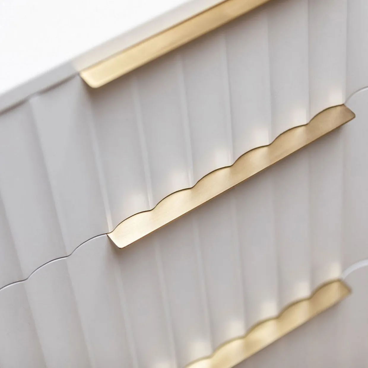 Bella 3-Drawer Chest