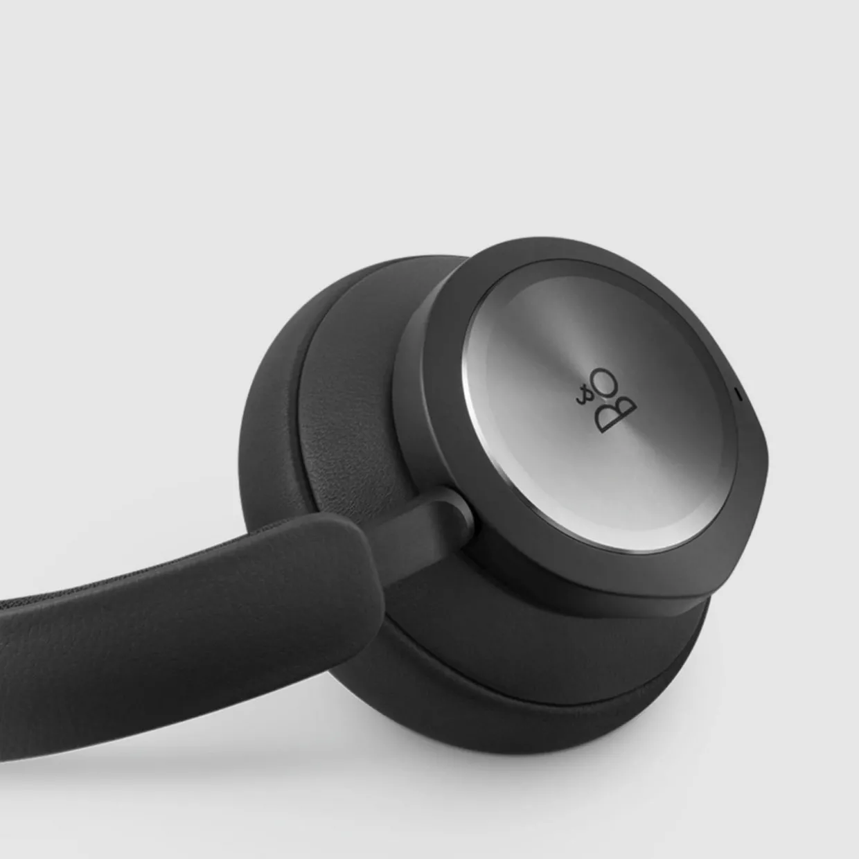 Beoplay Portal