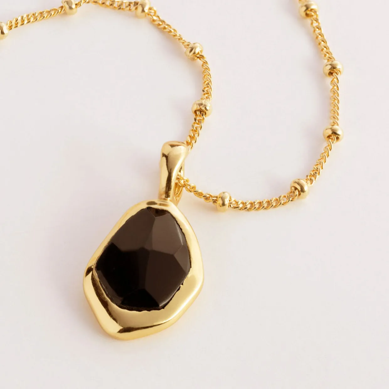 Black Onyx Stepping Stone Pendant Necklace