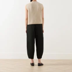 Button-Down Knitted Vest