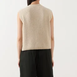 Button-Down Knitted Vest
