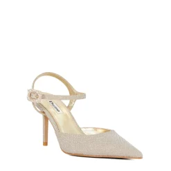 Channel Buckle Pumps
