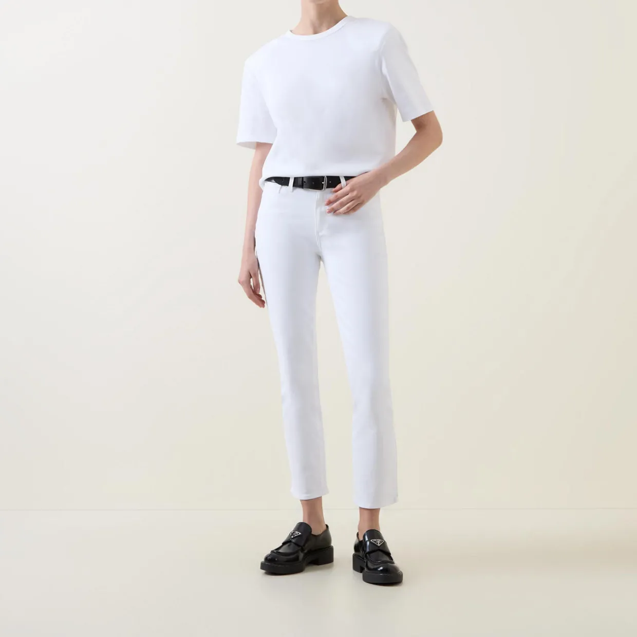 Cindy Mid-Rise Cropped Straight Leg Jeans