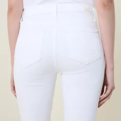 Cindy Mid-Rise Cropped Straight Leg Jeans