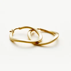 Classic Curve Medium Hoop Earrings
