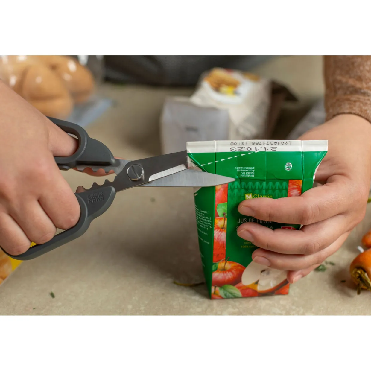 Compact Kitchen Shears