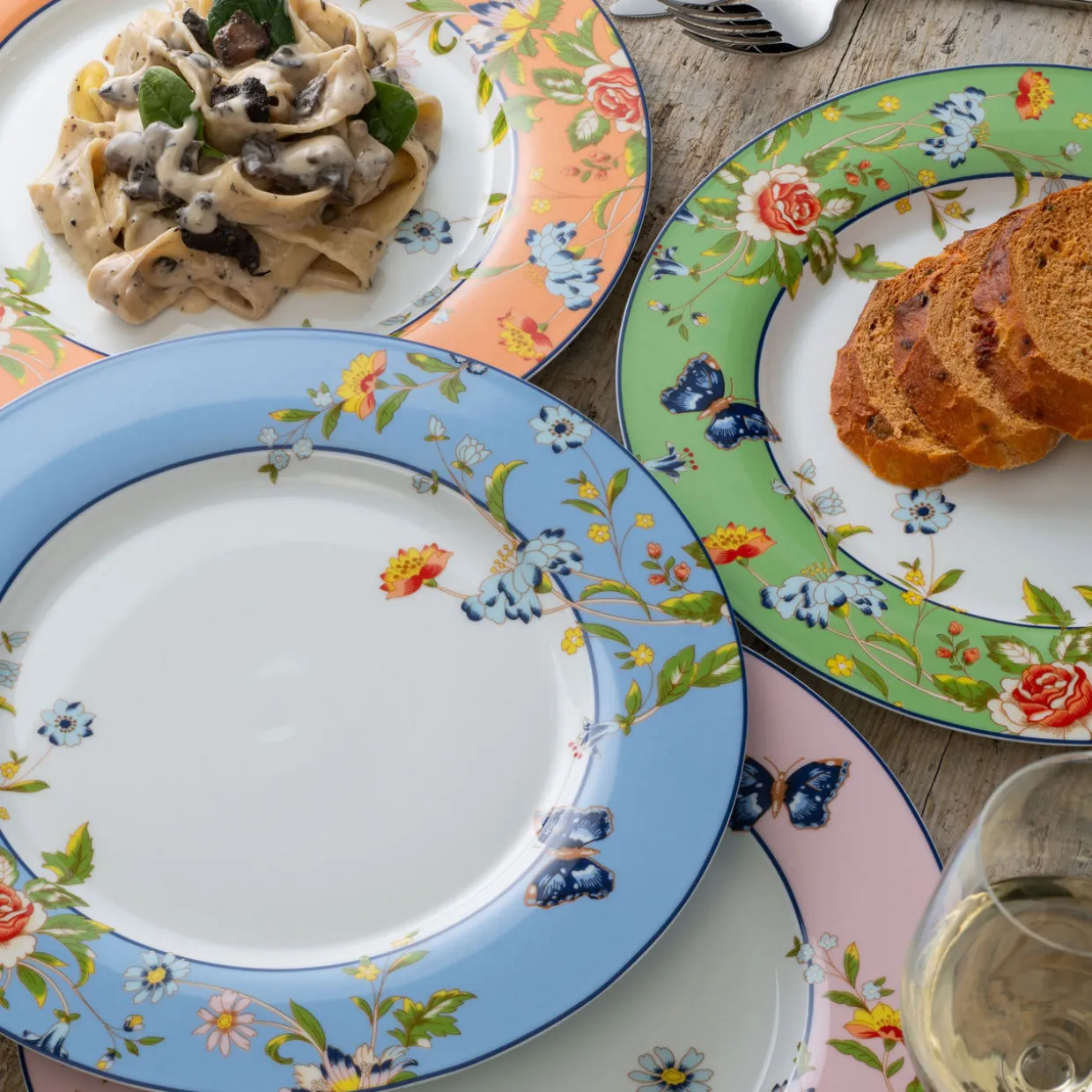 Cottage Garden - Dinner Plates X 4