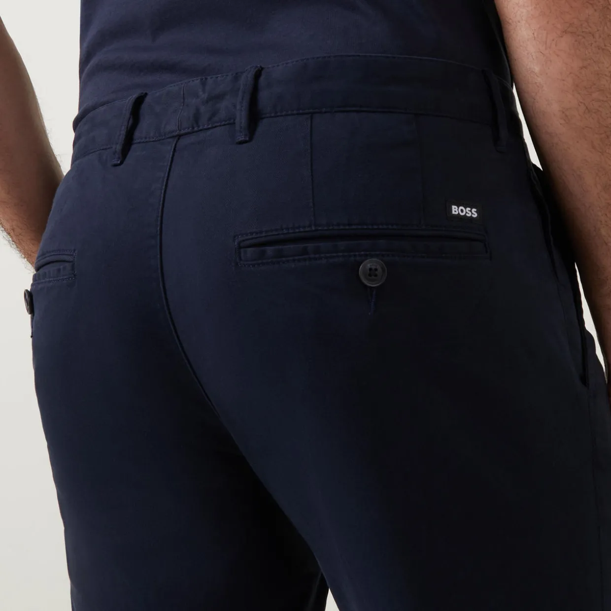 Crigan3-D Chinos