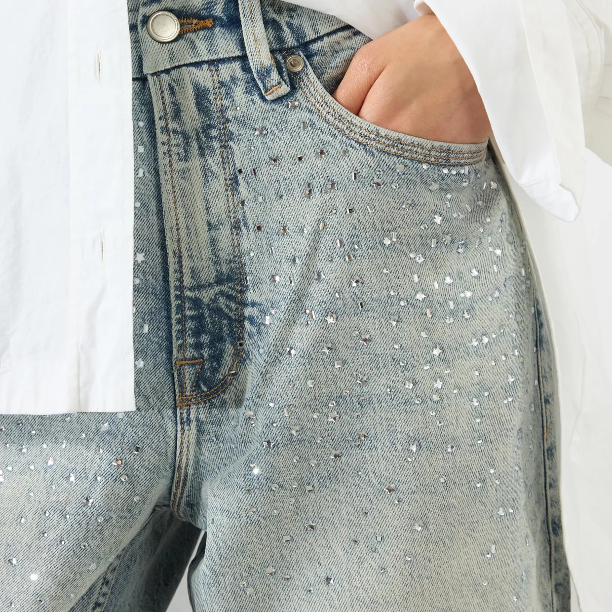 Crystal Stars 90s Cropped Straight Leg Jeans