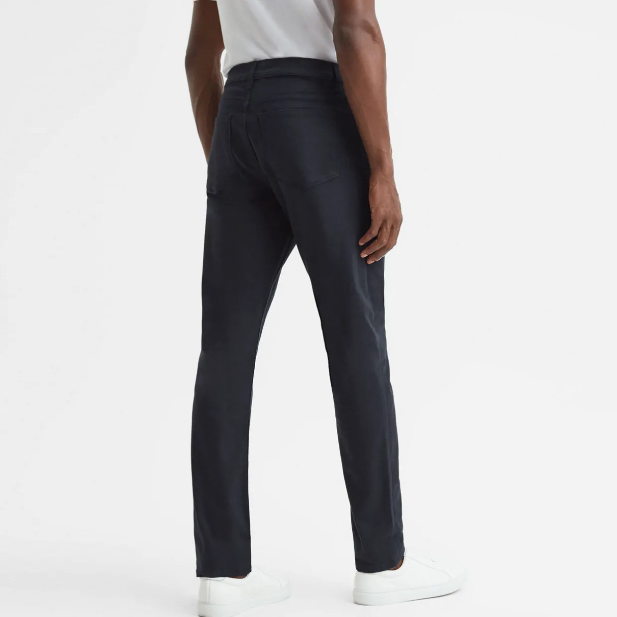 Deep Mid-Rise Slim Fit Jeans