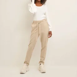 Dora Ribbed Sweater