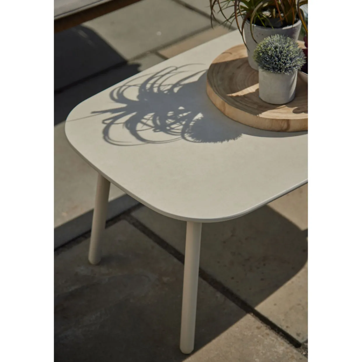 Dover Garden Lounge Set Ivory White Coconut