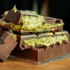 Dubai Inspired Chocolate Bar 145g