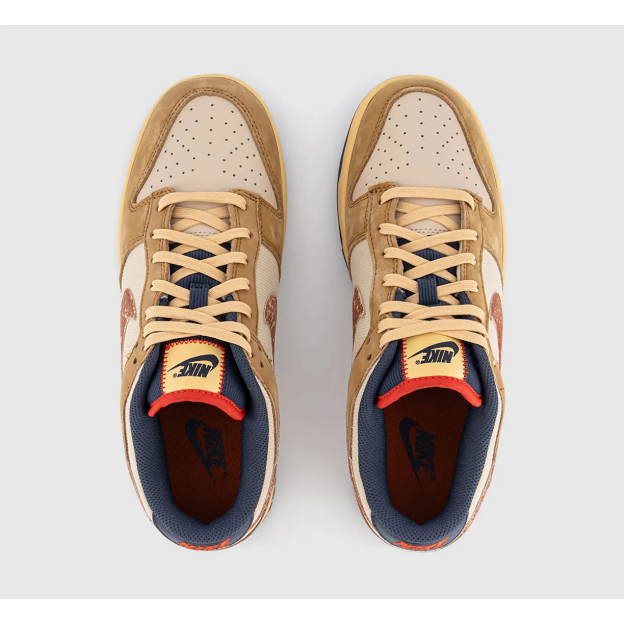 Dunk Low Retro Trainers