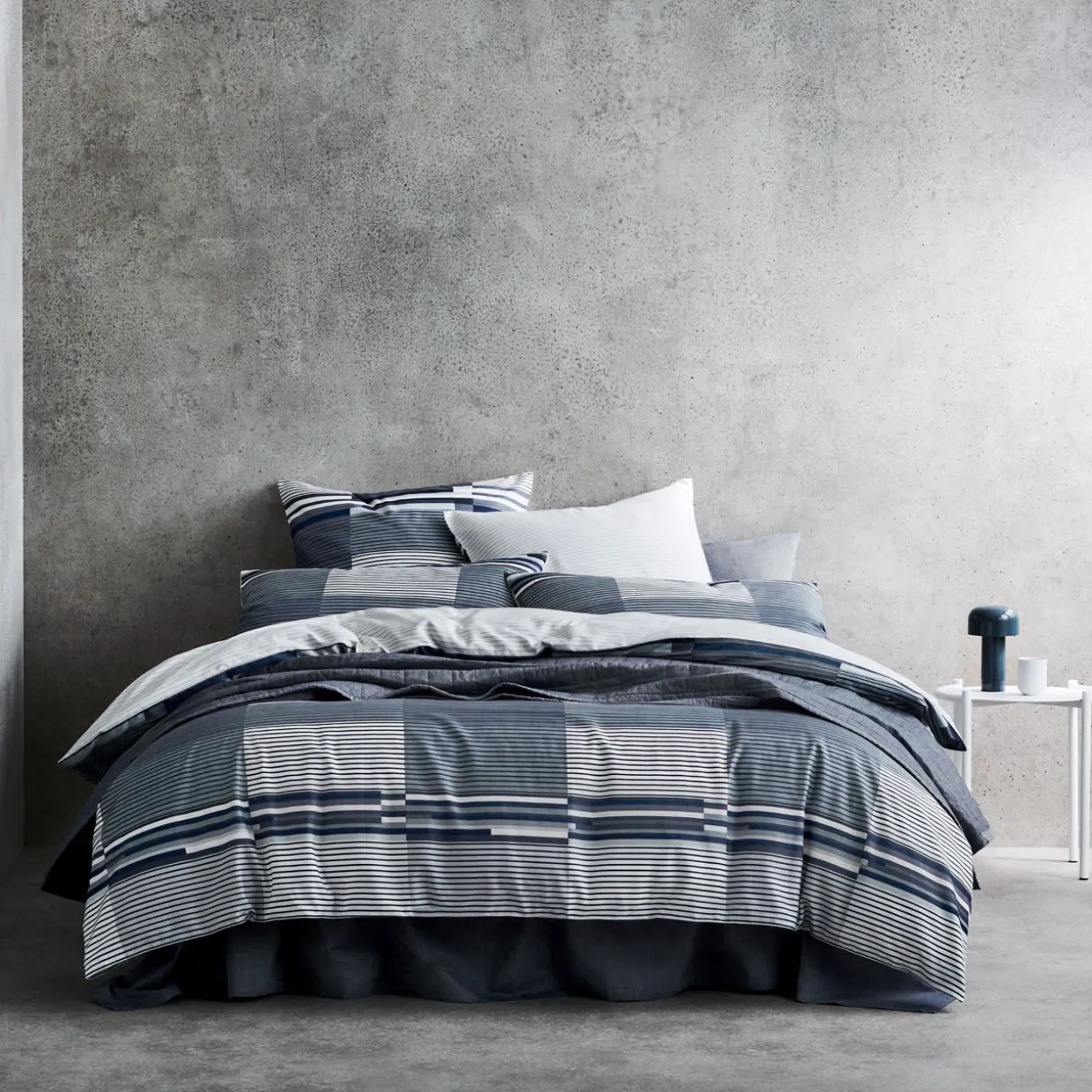 Eadon Duvet Set Galaxy