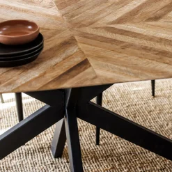 Everett Dining Table