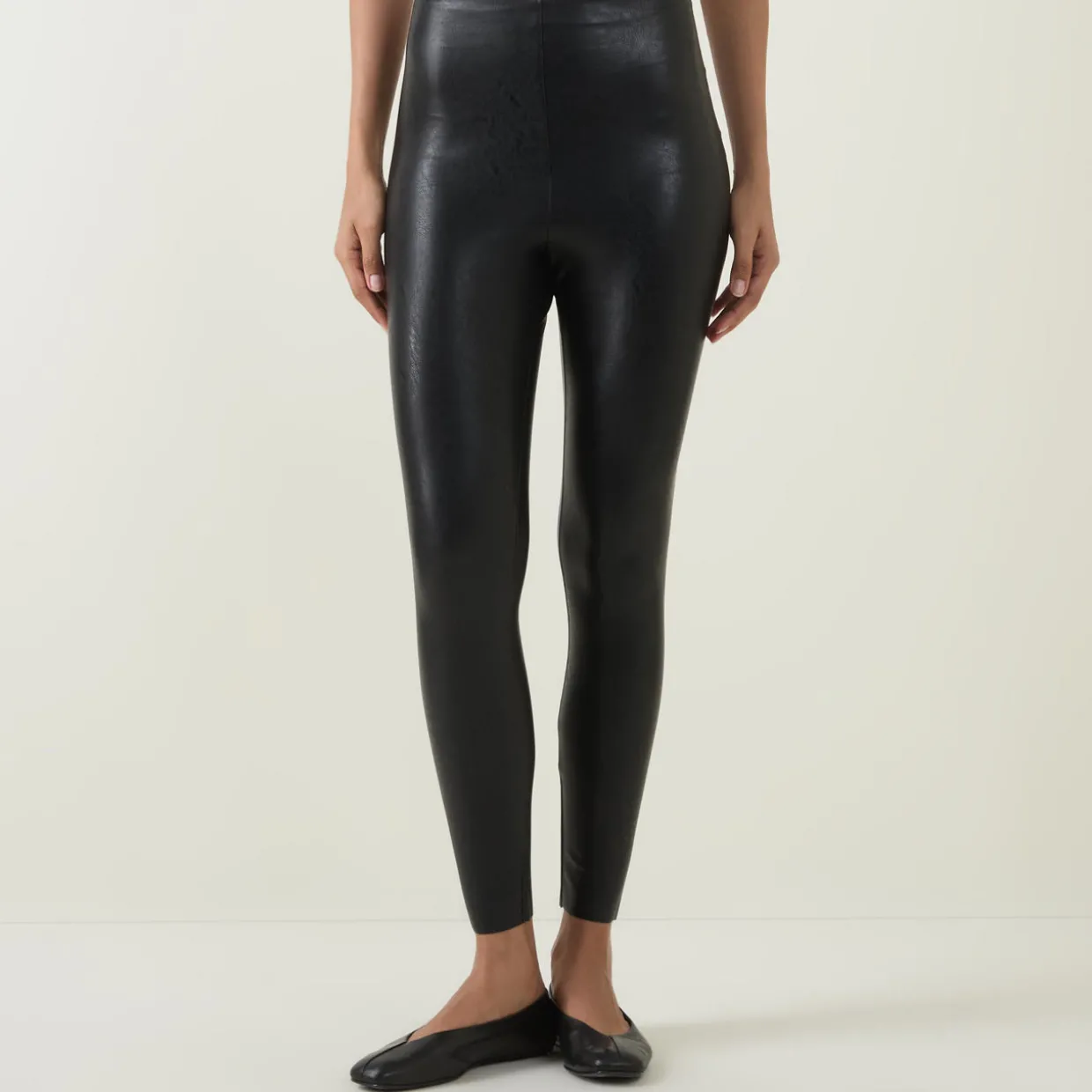 Faux Leather 7/8 Leggings