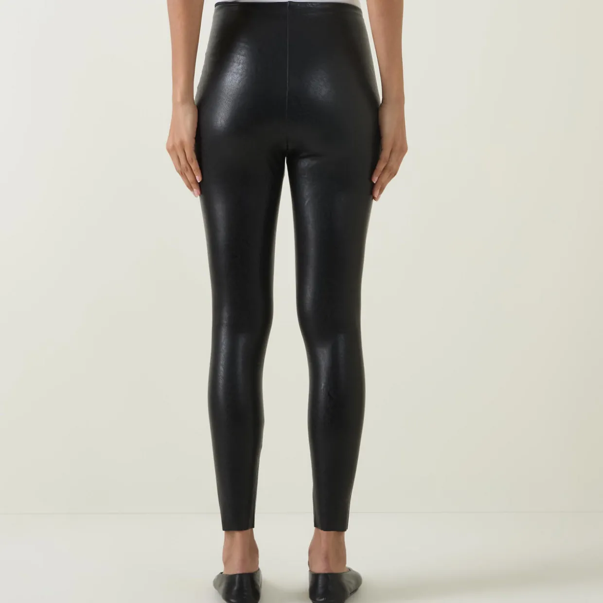 Faux Leather 7/8 Leggings