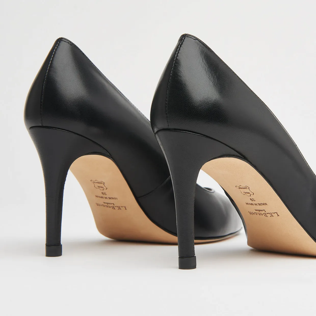 Floret Pointed Courts