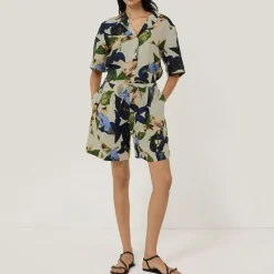 Future Botanic Linen Shorts
