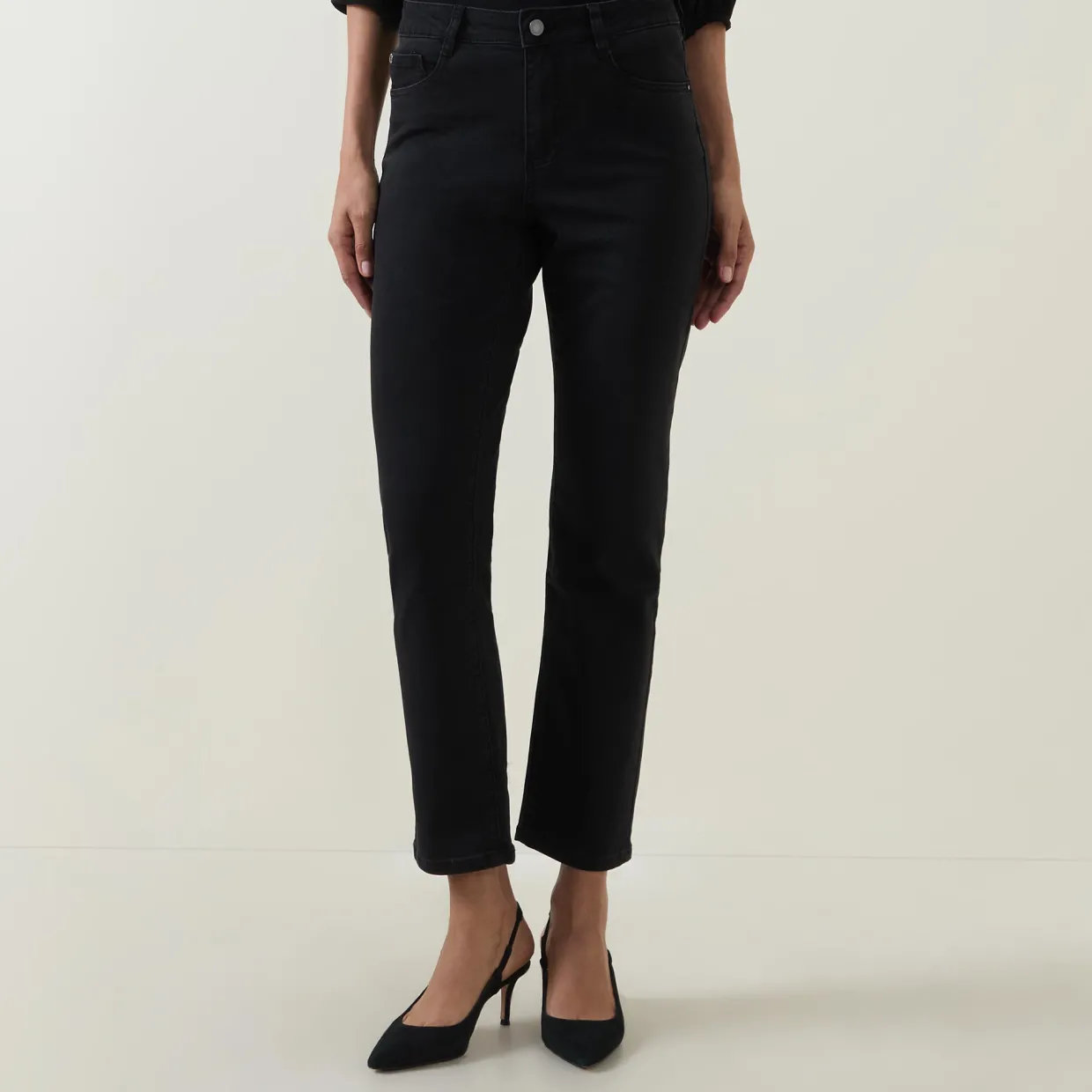 Gia Classic Stretch Jeans