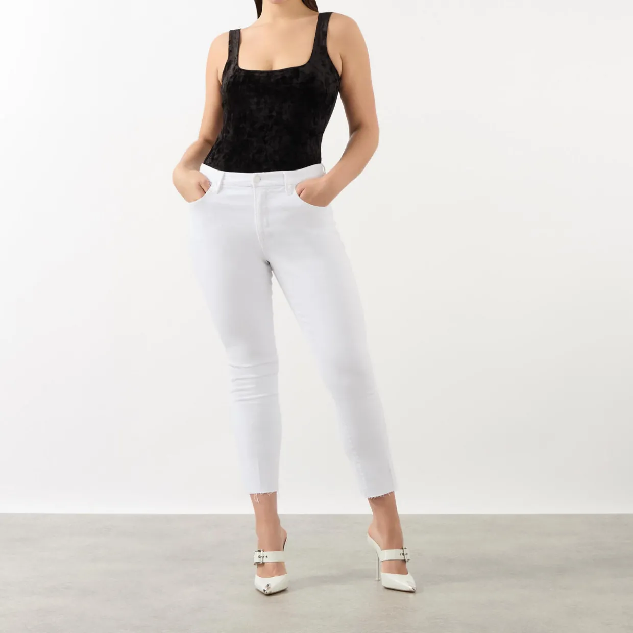 Good Raw Hem High-Rise Straight Leg Jeans