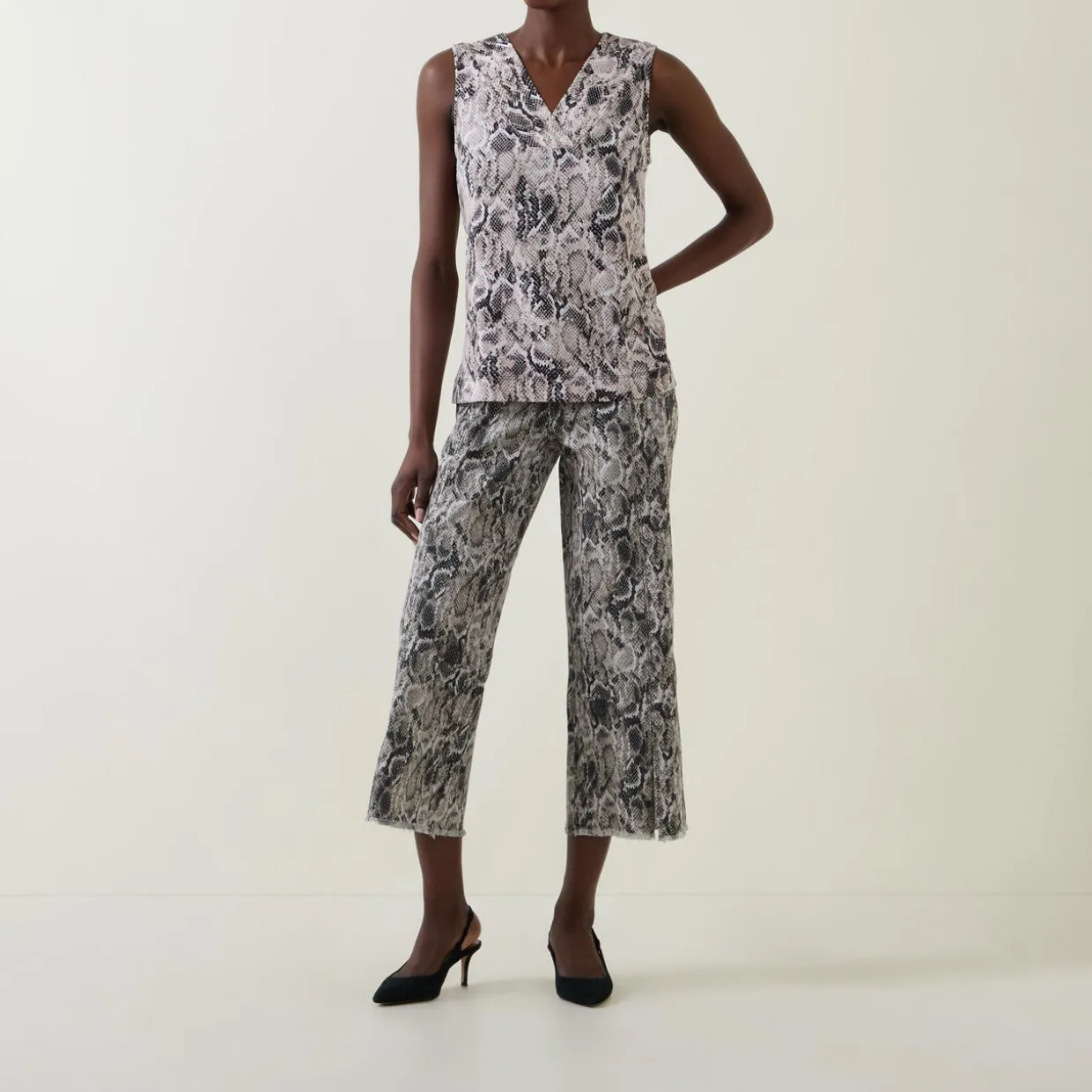 High-Rise Snake Cropped Jeans